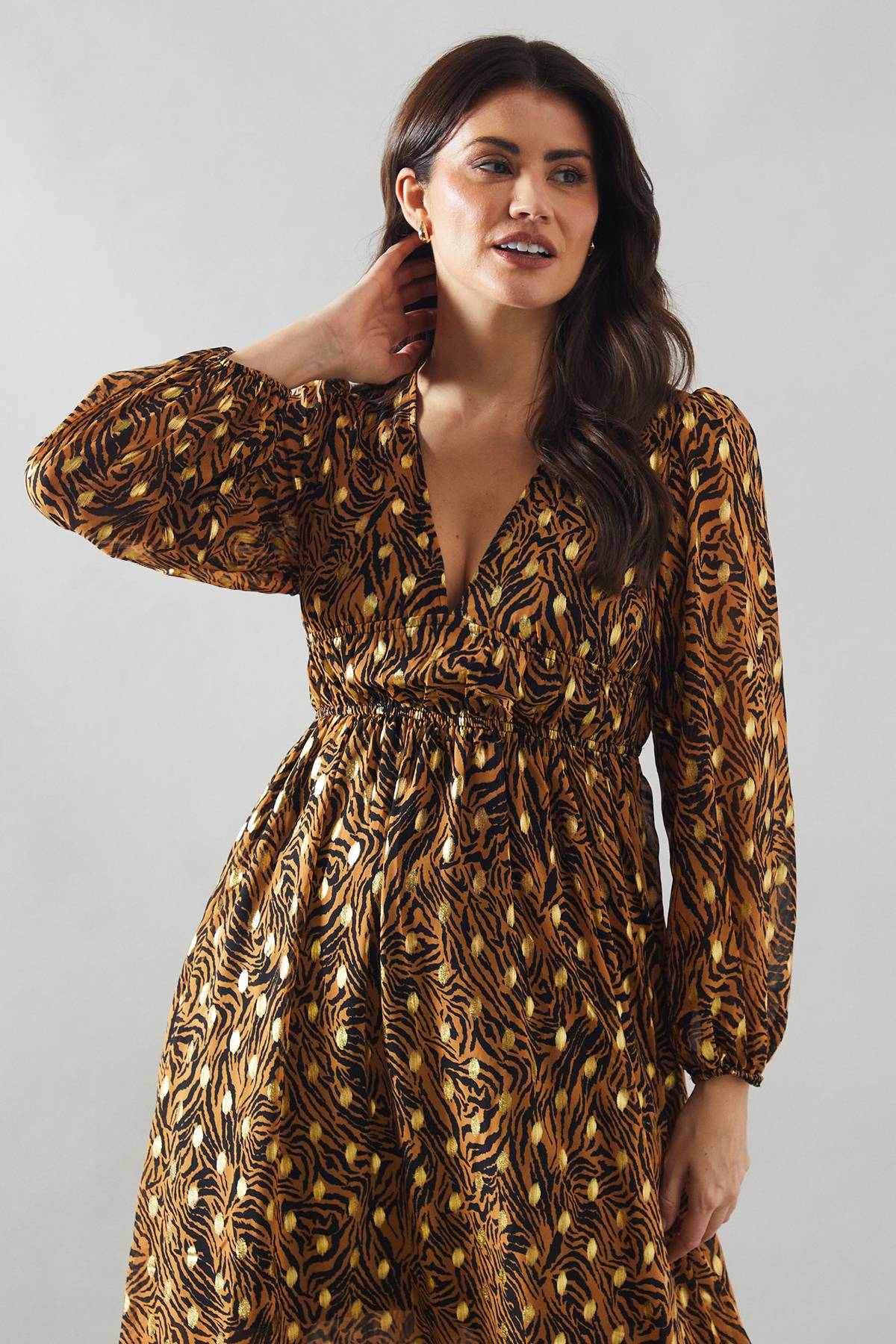 Wallis Robe Midi à Imprimé Animal avec Manches Bouffantes Métallisées