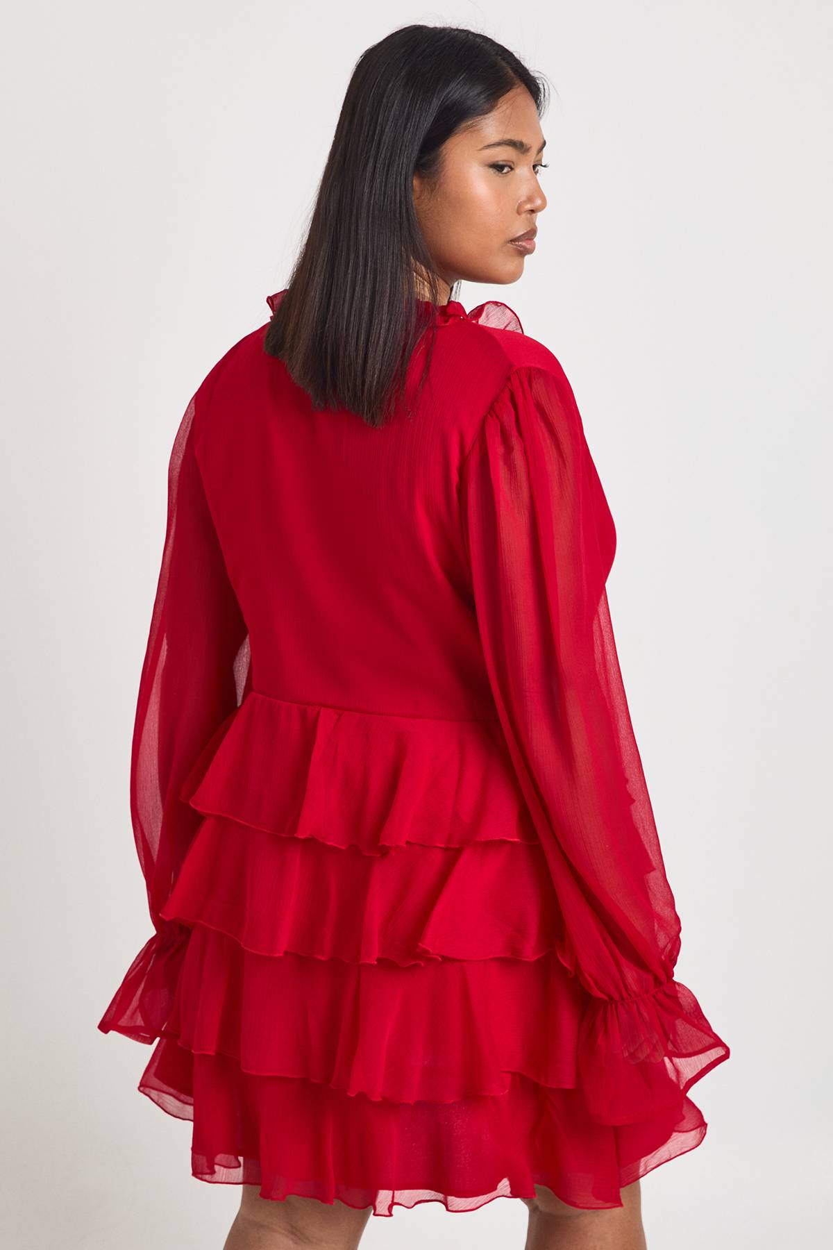 boohoo Robe Patineuse Grande Taille à Volants Portefeuille