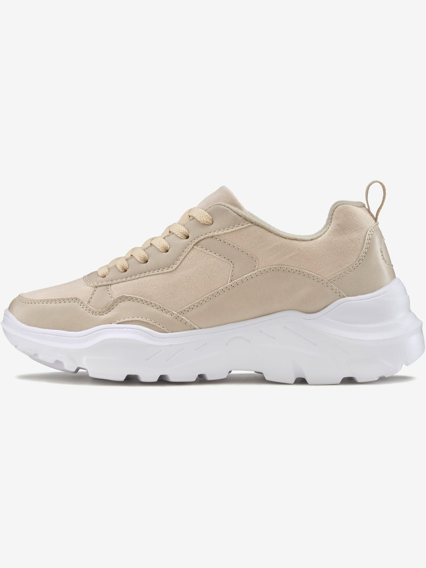 Baskets talon légèrement compensé au style chunky tendance
