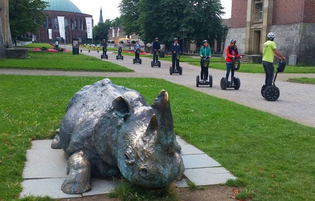 Segway Tour in Düsseldorf als Geschenkidee