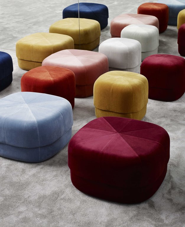Normann Copenhagen Circus Velour poef small rust