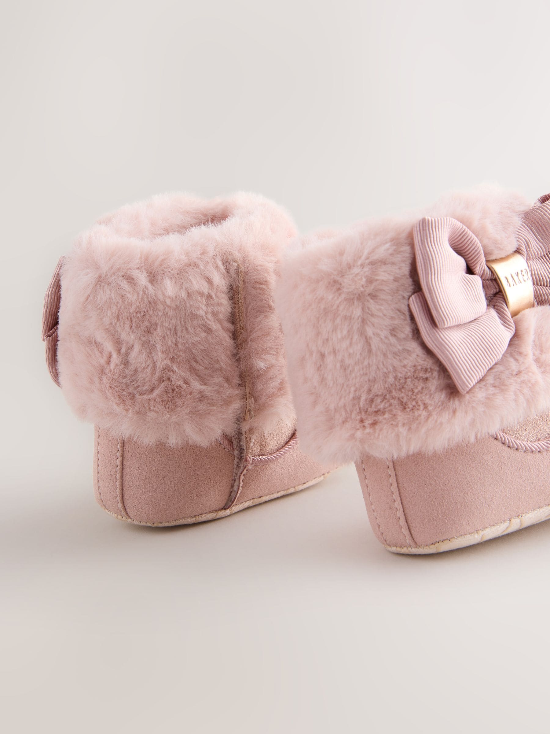 Roze - Baker by Ted Baker gewatteerde laarsjes met imitatiebont voor babymeisjes
