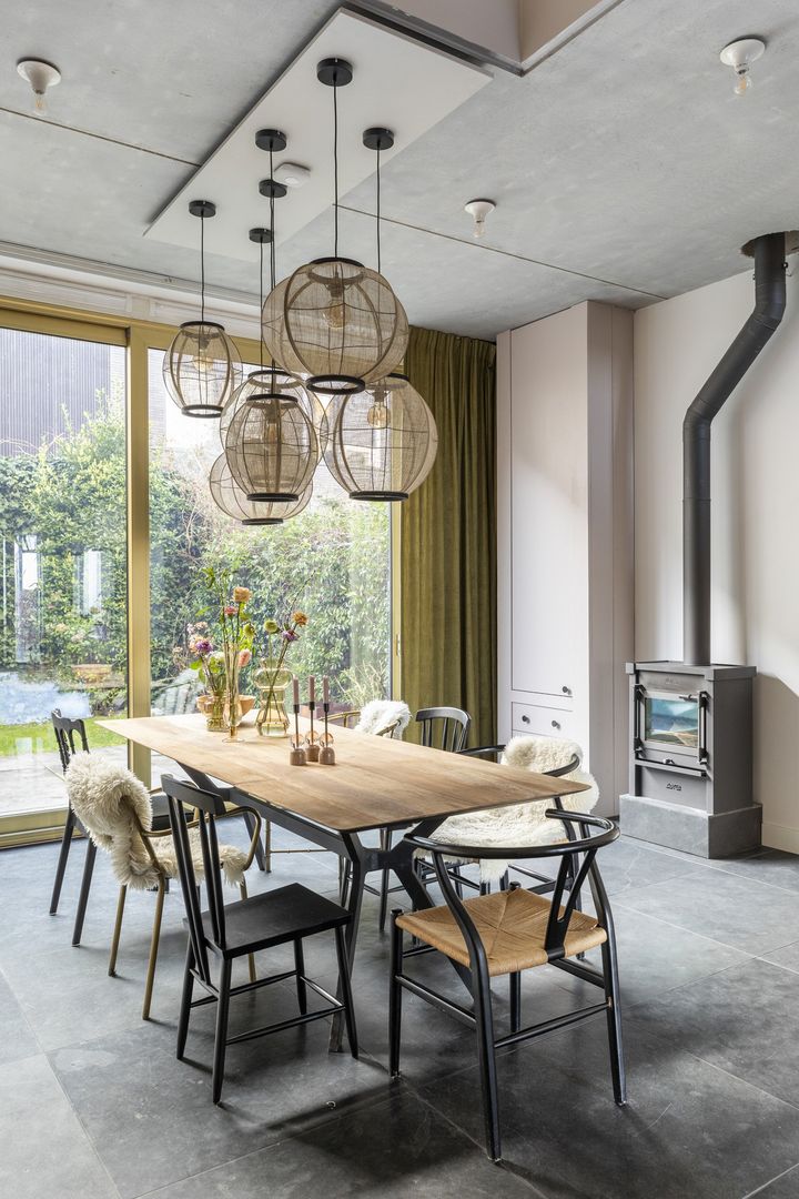 DTP Home Metropole  Eettafel