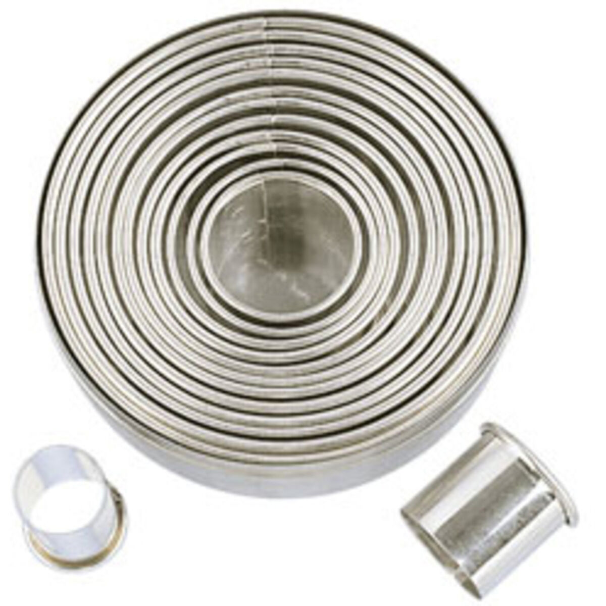 Utstikkere Kakeformer Runde 14 stk. Dia 2,5 cm - 10,5 cm