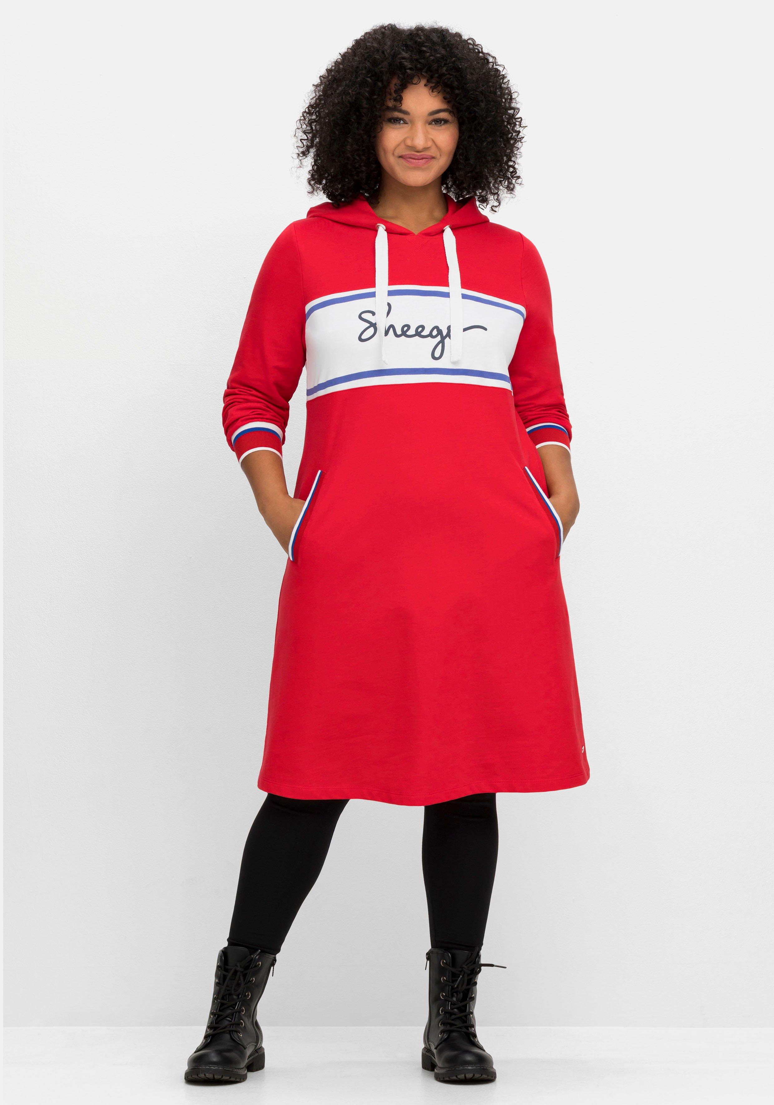 Sweatkleid mit Kapuze und Logo-Frontdruck