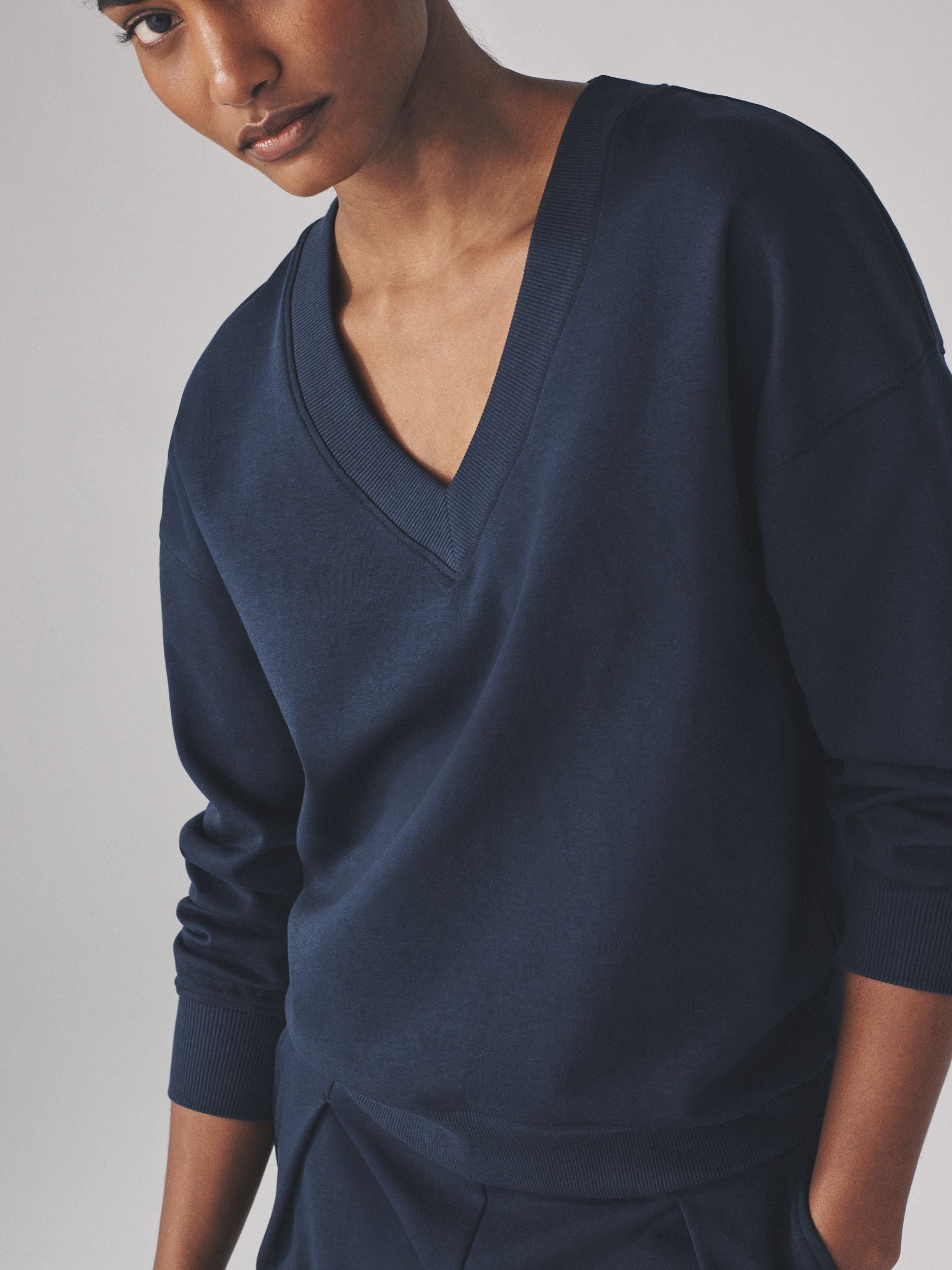 The Set 2 Pack Heavyweight Premium V-Neck Sweatshirt