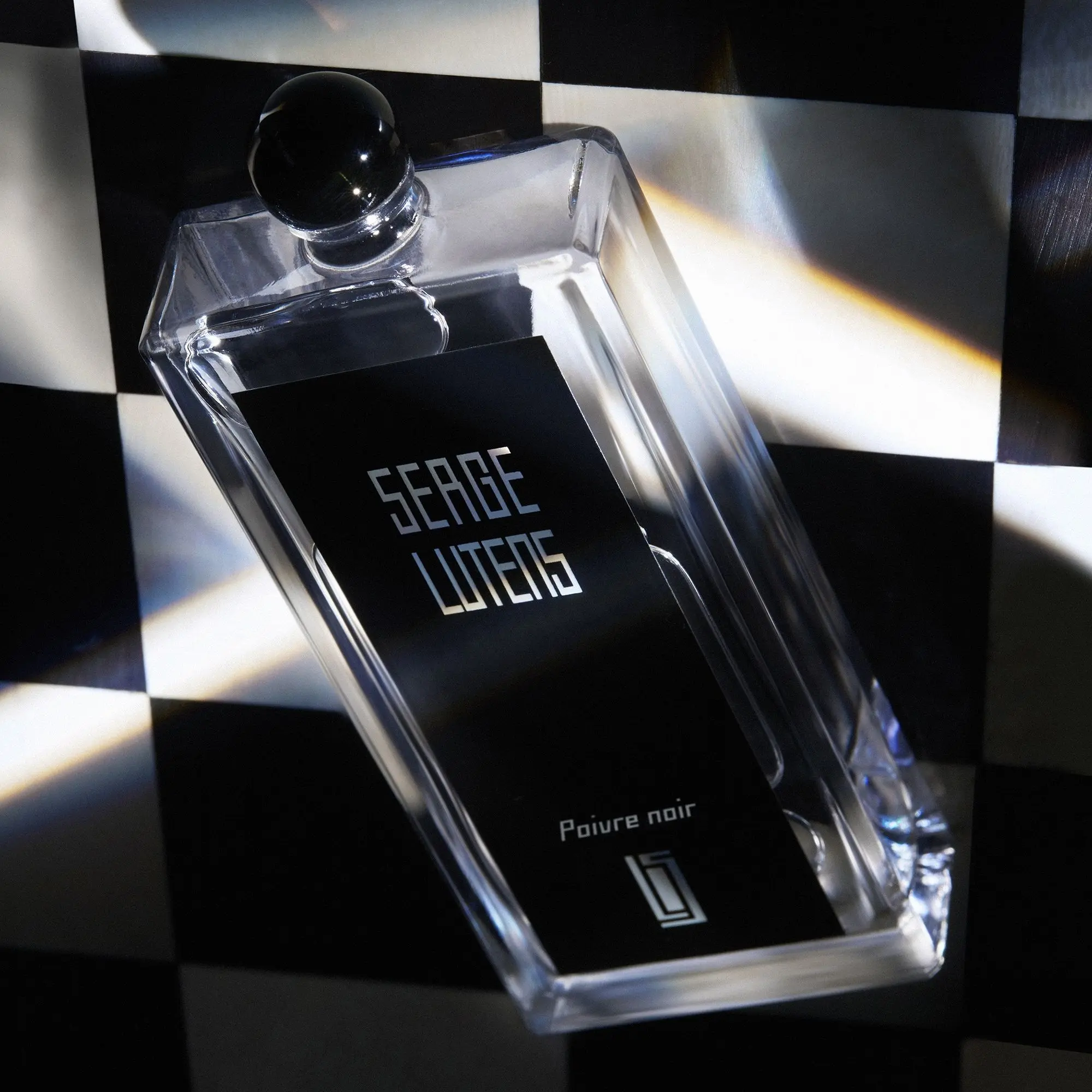 Serge Lutens - Poivre noir Eau de Parfum- Eau de parfum