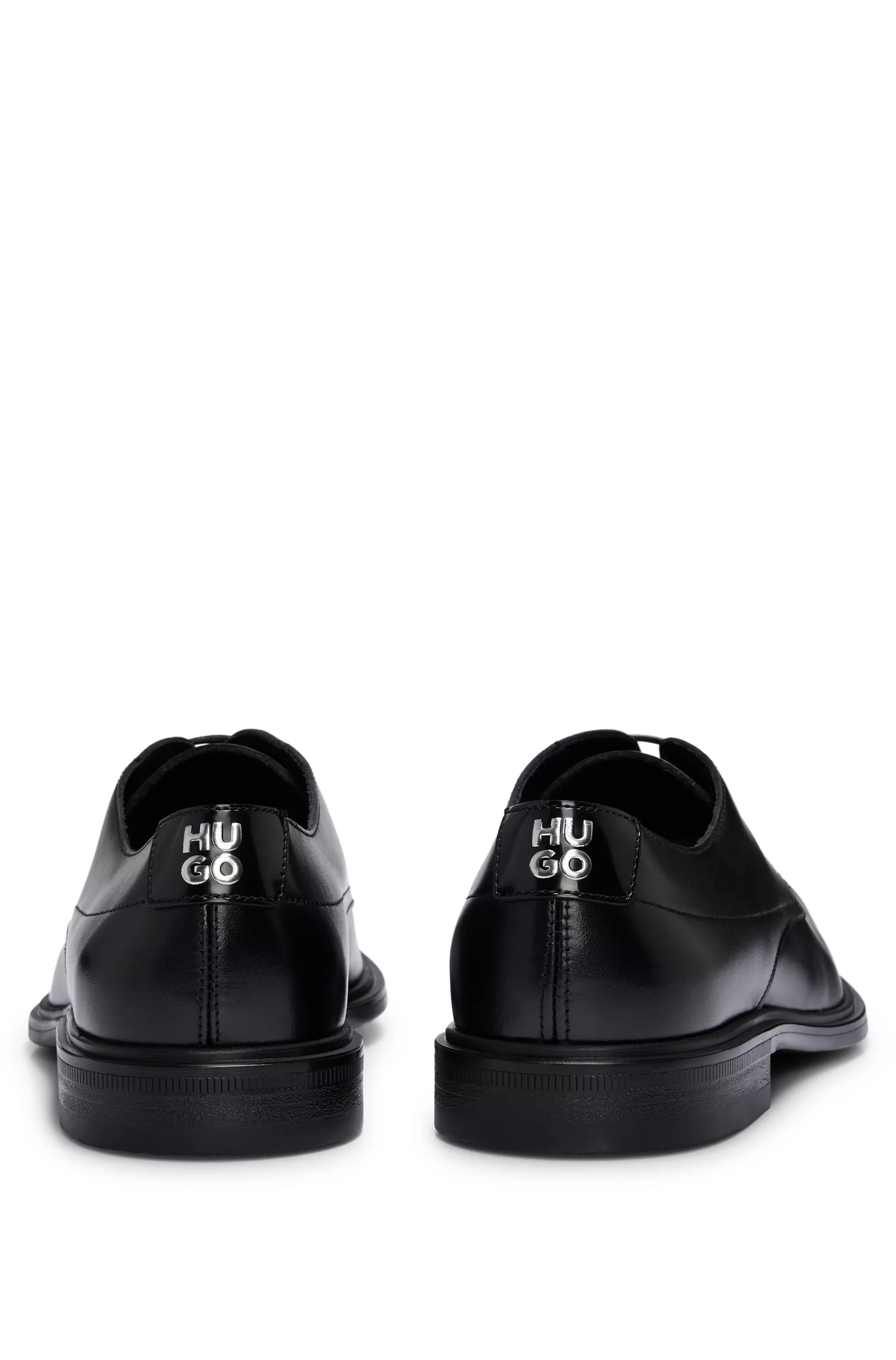 Sapatos HUGO Red-Derby em couro napa com logotipo em relevo.