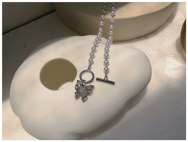 Studio Nana - Faux Pearl Butterfly Dangle Choker