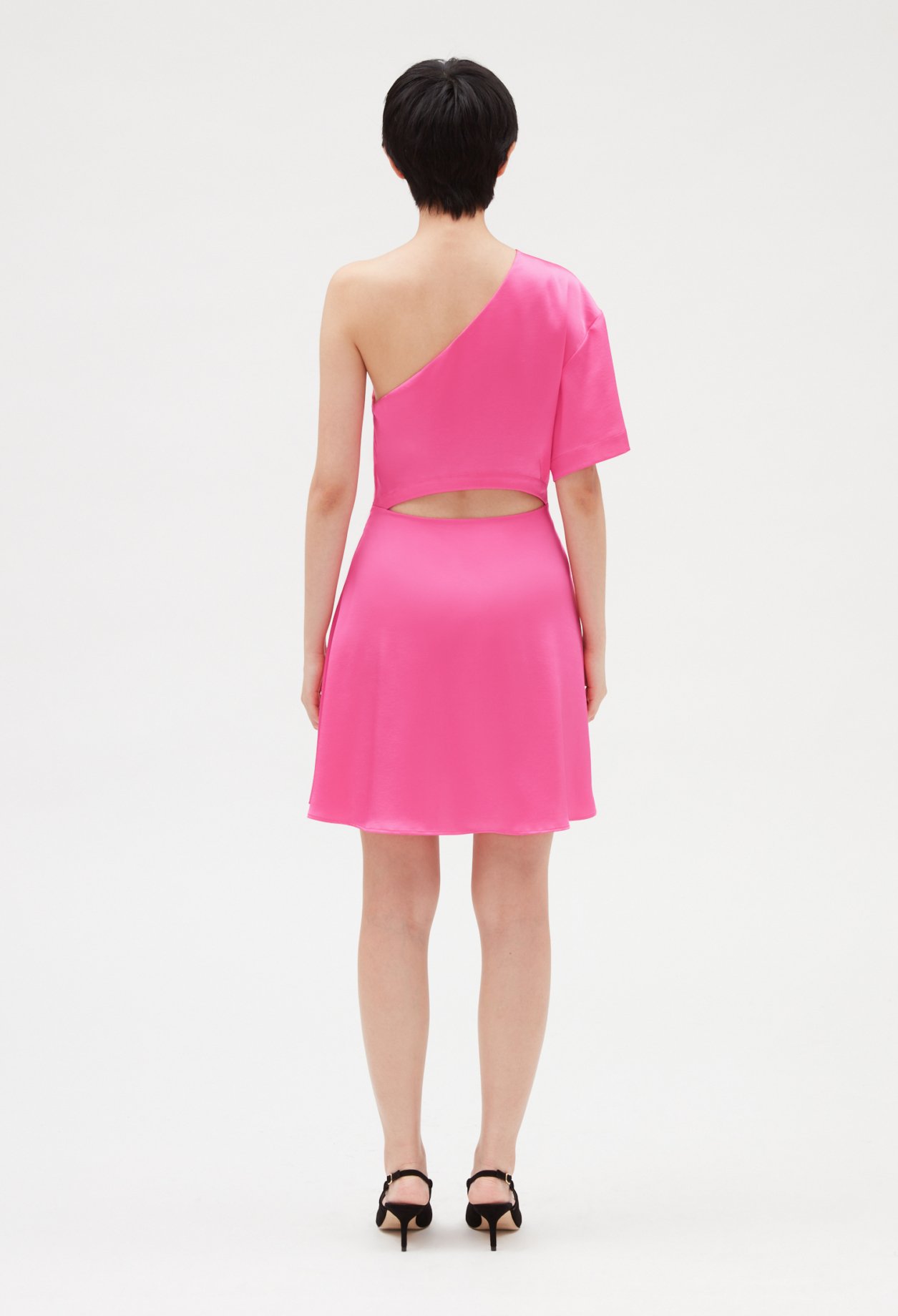 Robe courte asymetrique rose
