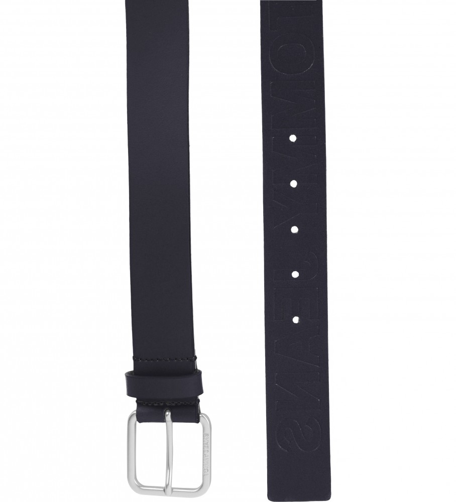Cinto Tommy Jeans Finley Essential em couro texturizado, azul marinho