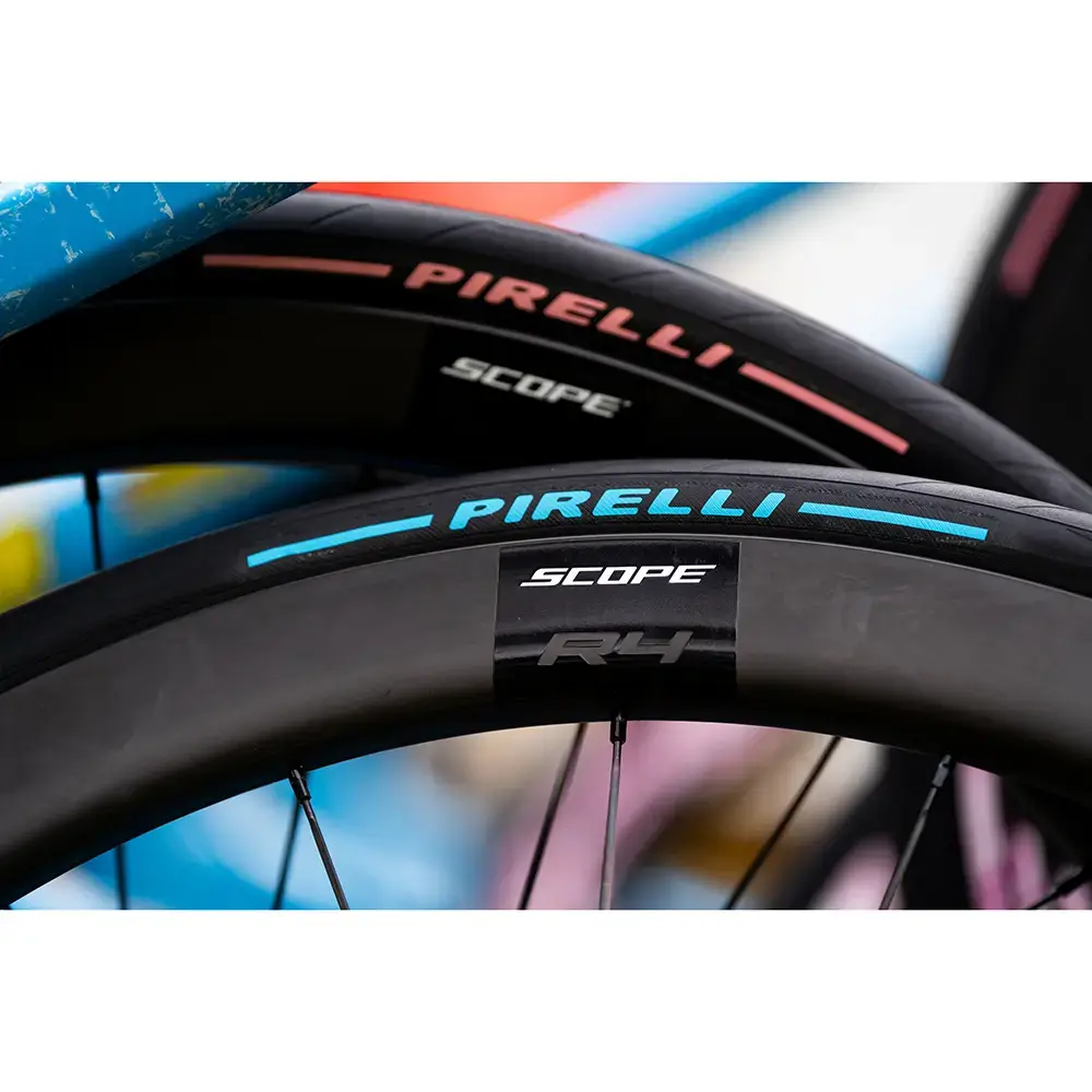 Pirelli P ZERO Race SPEEDCore TLR Colour Edition Racefiets Band Zwart/Blauw