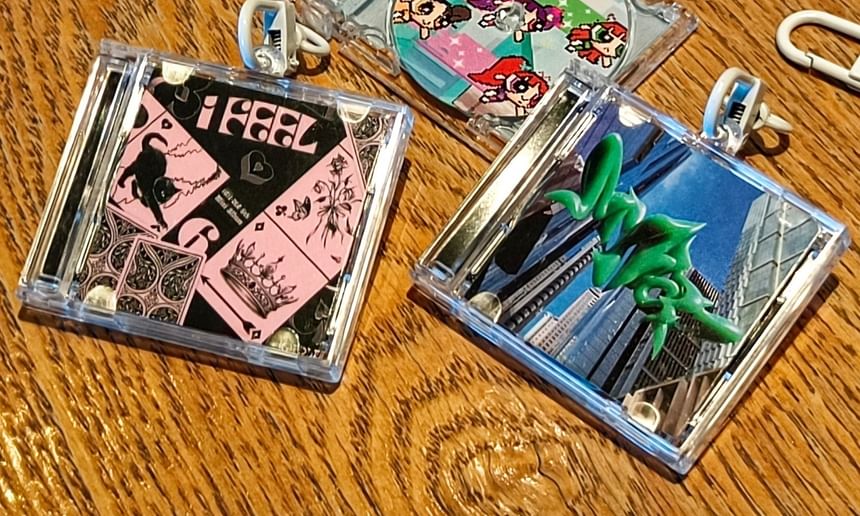 Miumi - Mini CD-hoesje sleutelhanger (verschillende ontwerpen) / set