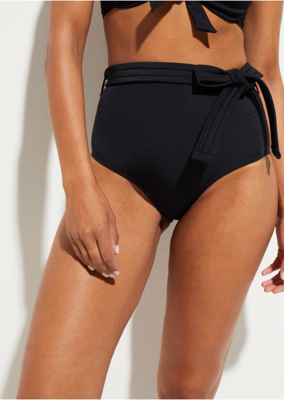 Bas de bikini avec polyamide recyclé