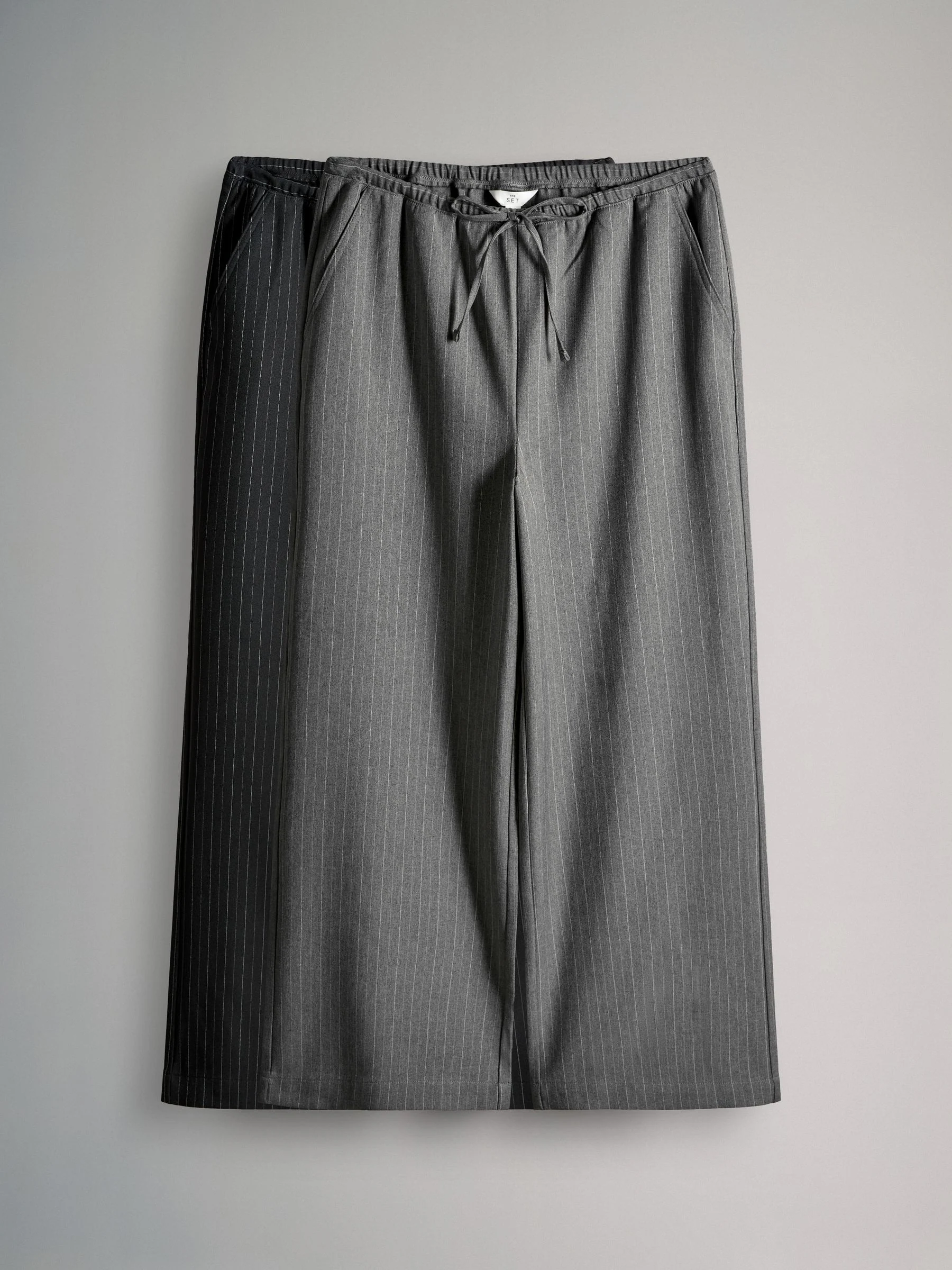 Zwart/donkergrijs - The Set 2 Pack Pinstripe Wide Leg Pull On Trousers