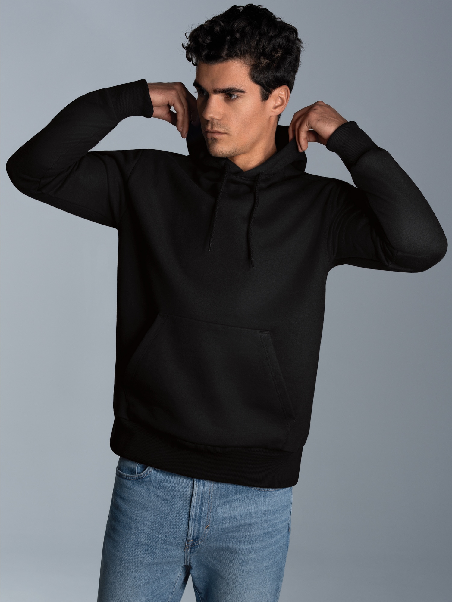 Hoodie aus SweatqualitätSchwarz