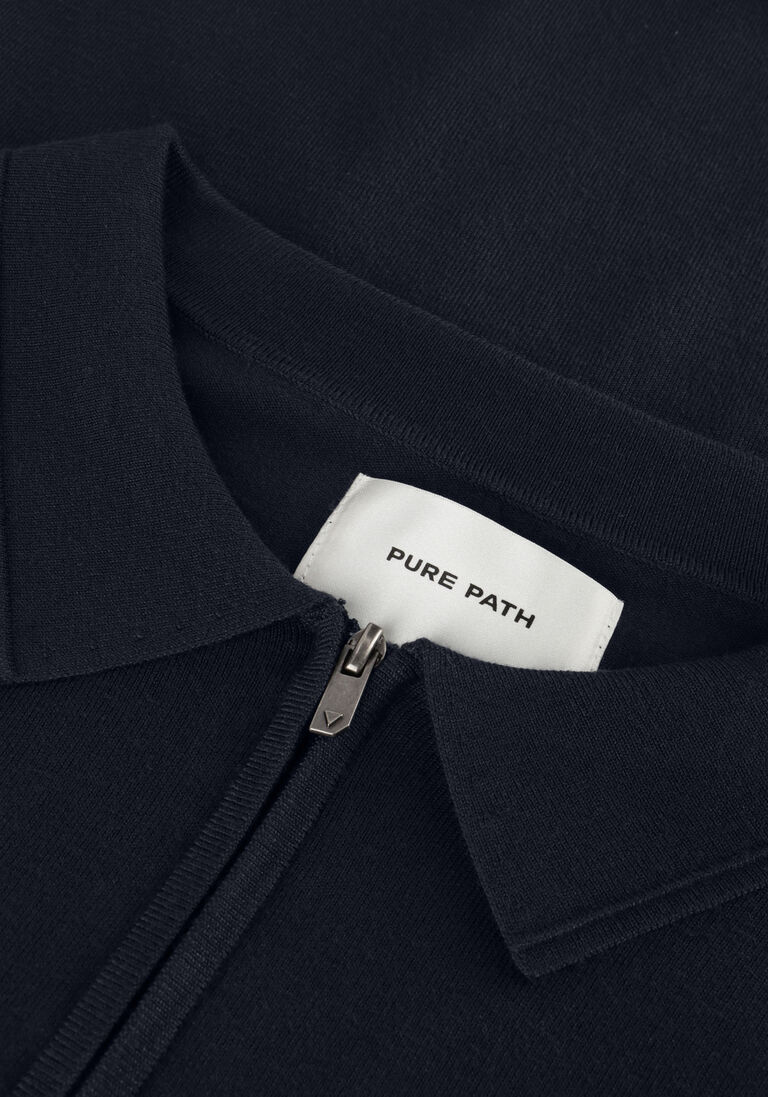 PURE PATH donkerblauwe pure path polo knitted shotsleeve polo half zip with chest embroidery
