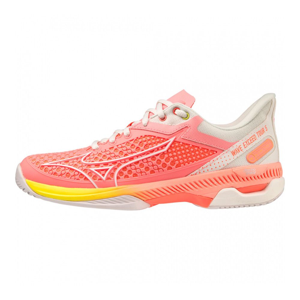 Mizuno WAVE EXCEED TOUR 5 AC - Chaussures tennis Femme candycoral/snowwhite/neonflame