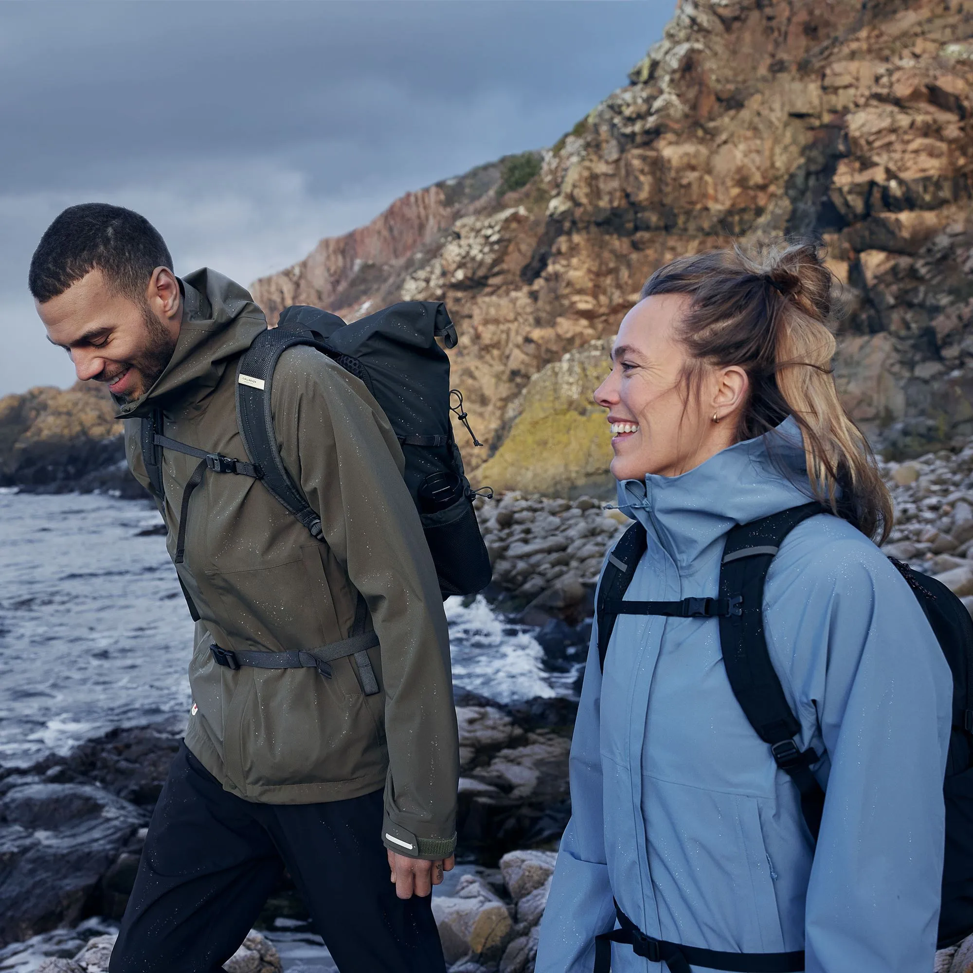 Fjällräven Women's HC Hydratic Trail Jacket Laurel Green