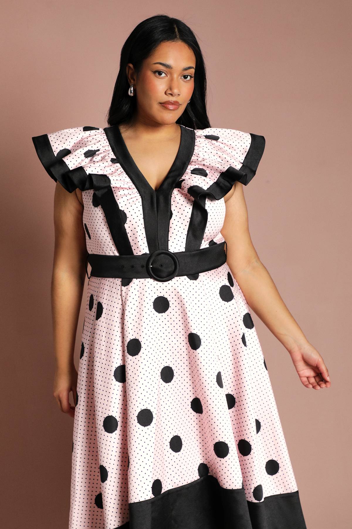 Coast Robe Midi À Ourlet Asymétrique Haut-bas Avec Imprimé À Pois Et Détails Contrastés