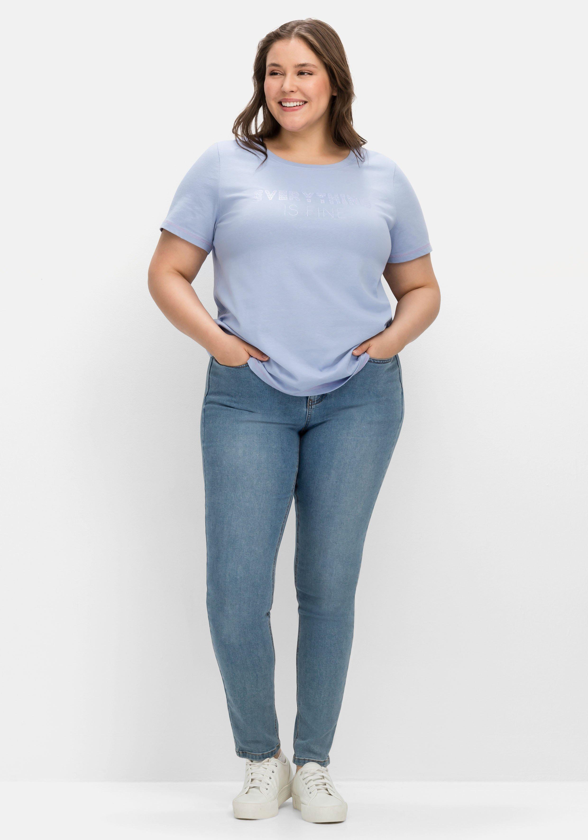 Jerseyshirt mit Wordingprint, leicht tailliert