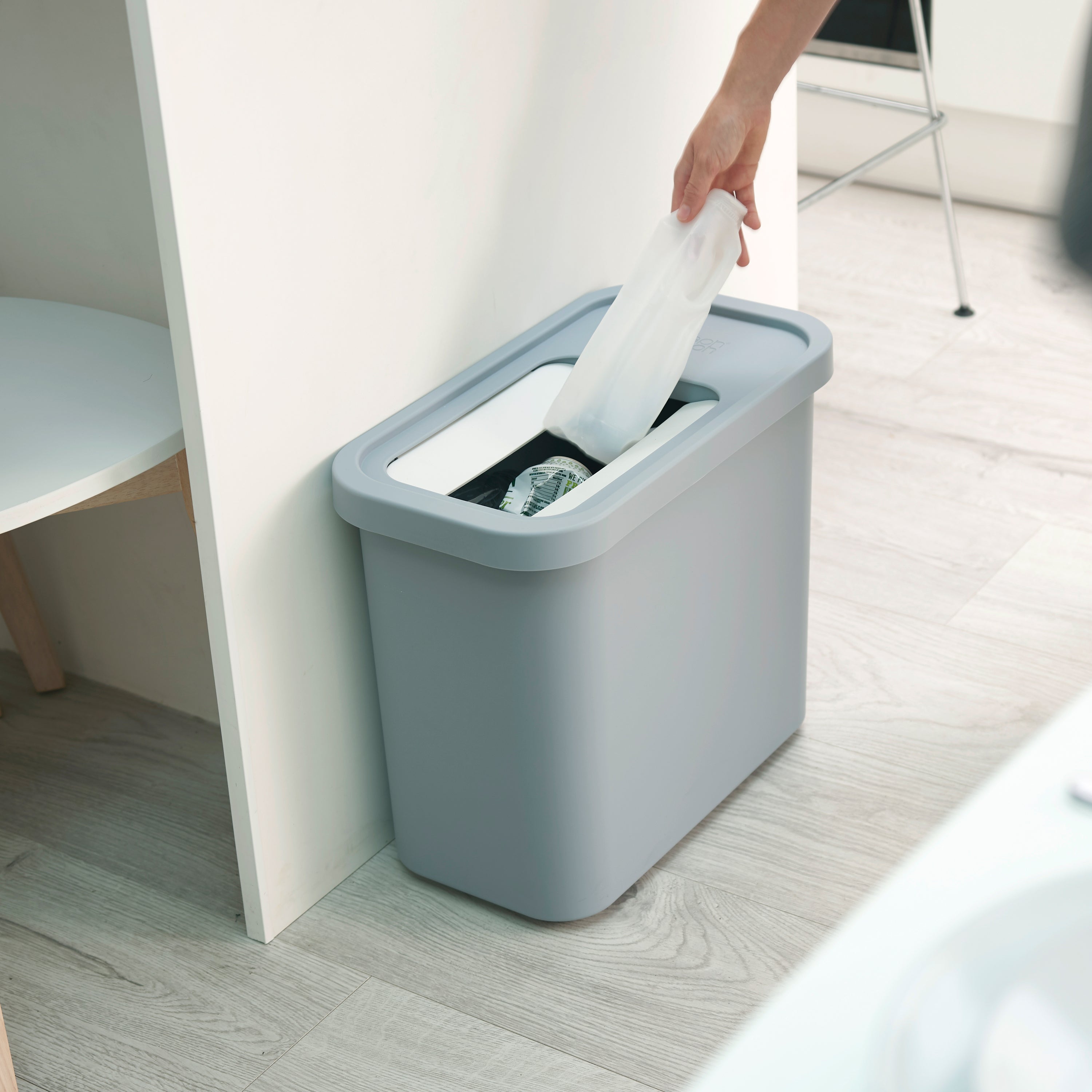 Joseph Joseph GoRecycle Afvalemmer 32 Liter  - Blauw