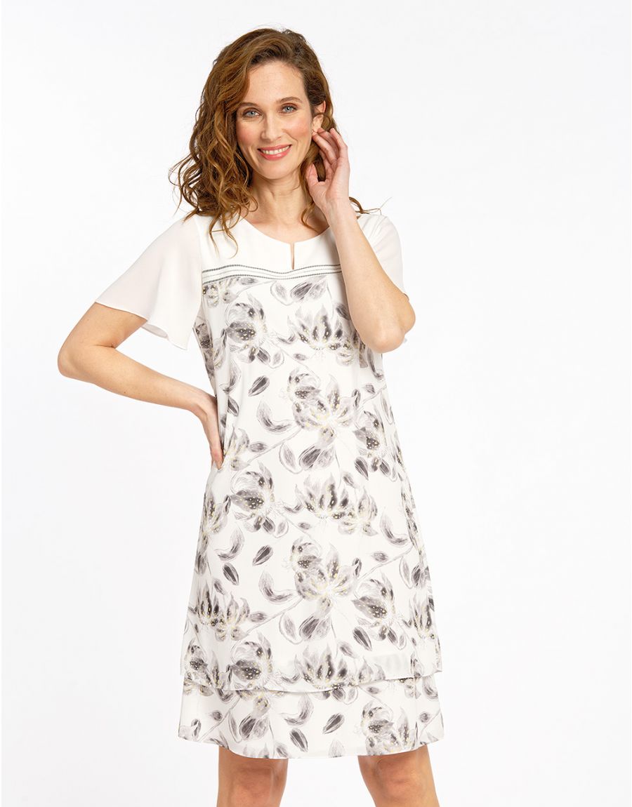 Robe chic écrue à volants