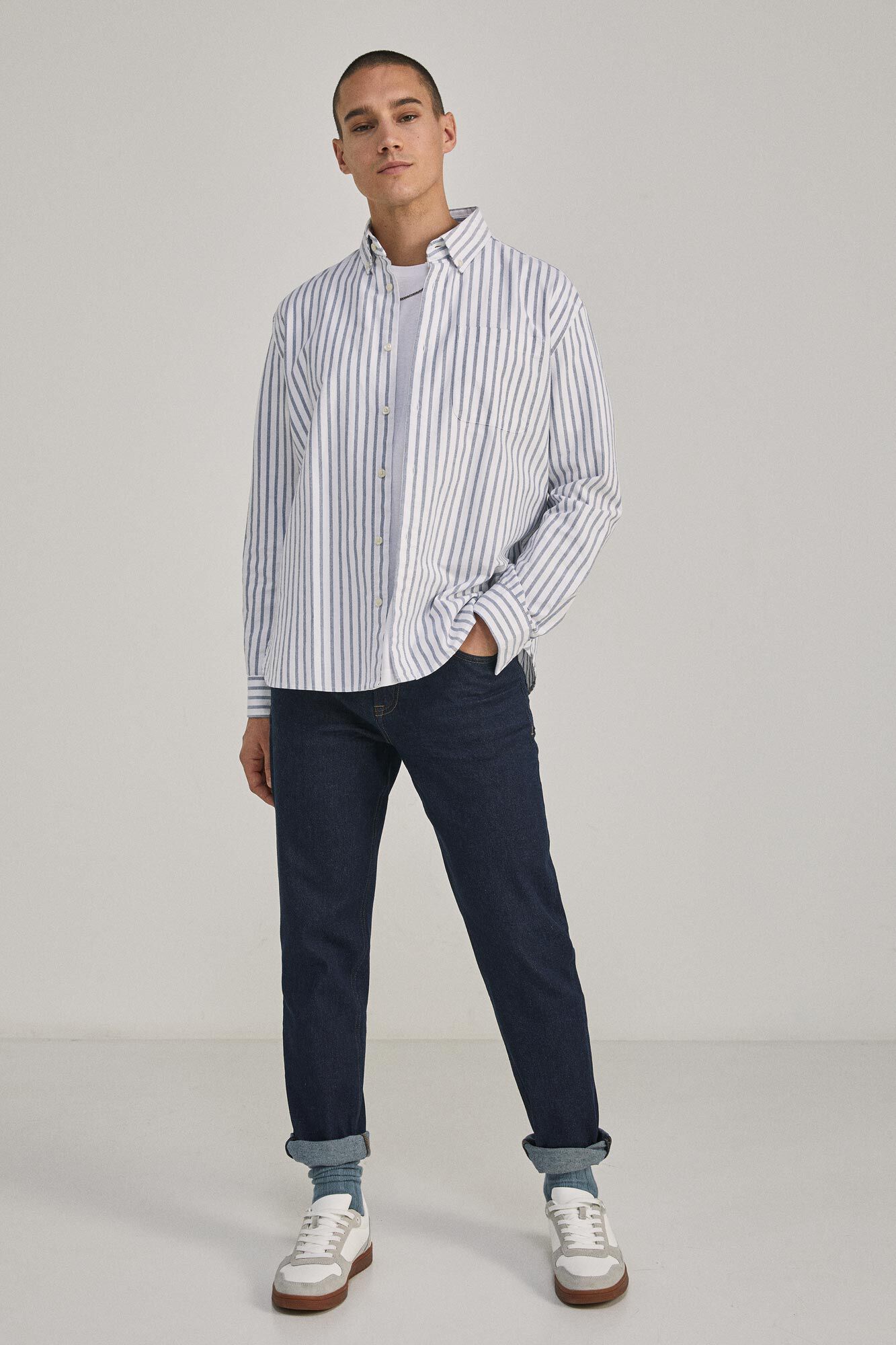Calça jeans de lavagem regular - azul marinho