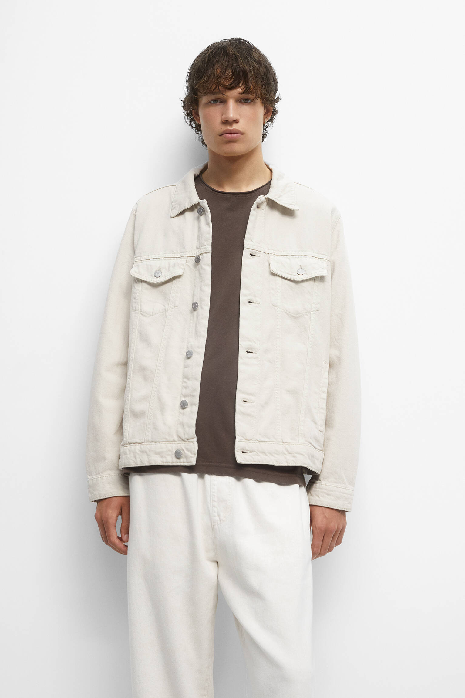 CORES BÁSICAS DE JAQUETA JEANS - BRANCO SUJO