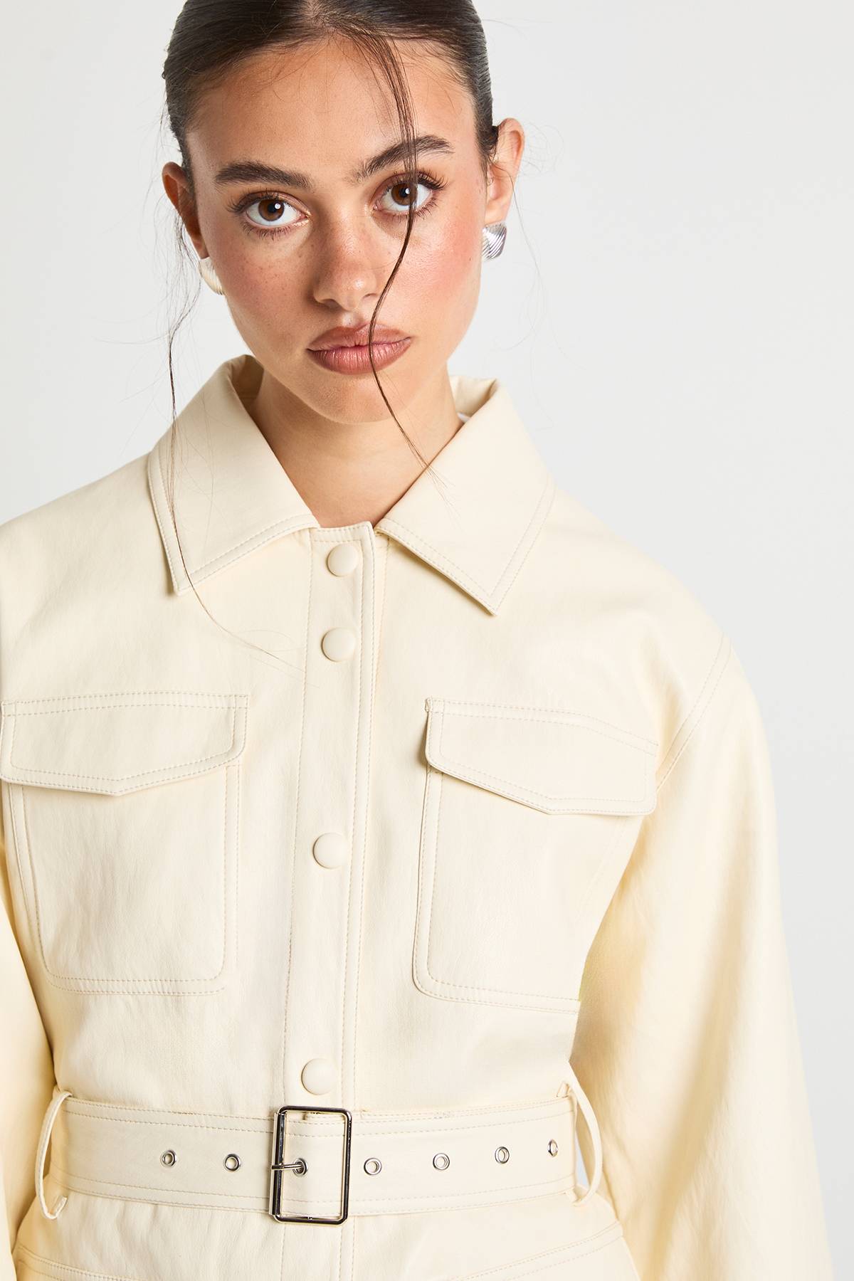 boohoo Surchemise Utilitaire À Poches En Synthétiquecuir Avec Ceinture