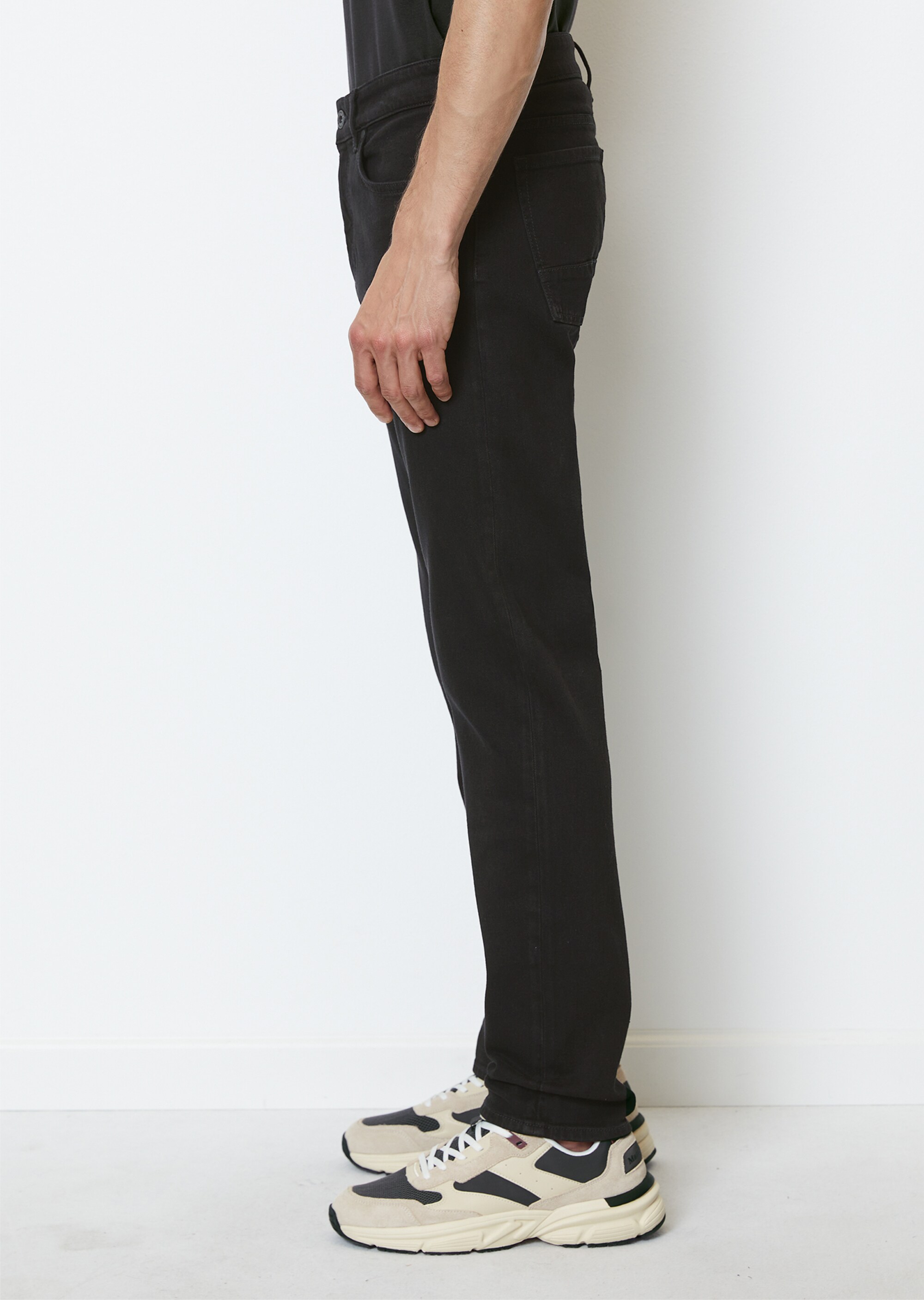 Jeans Modell SJÖBO shaped mit niedriger Bundhöhe