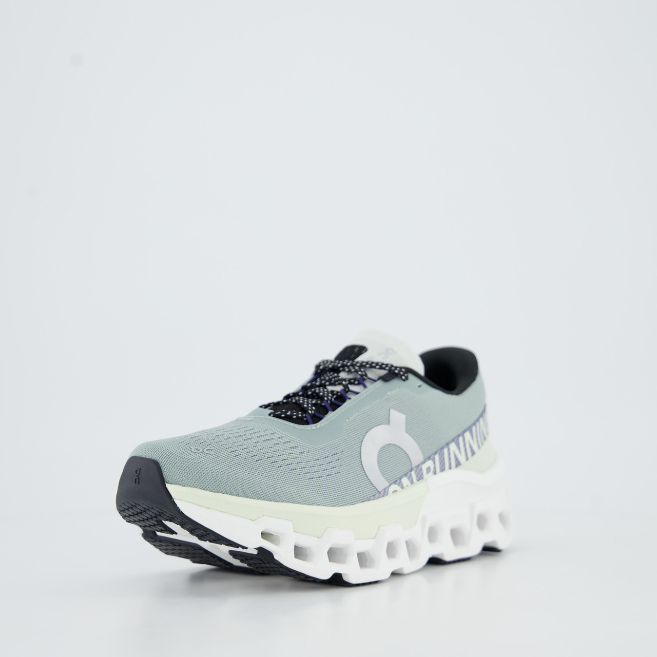 ON CLOUDMONSTER 2