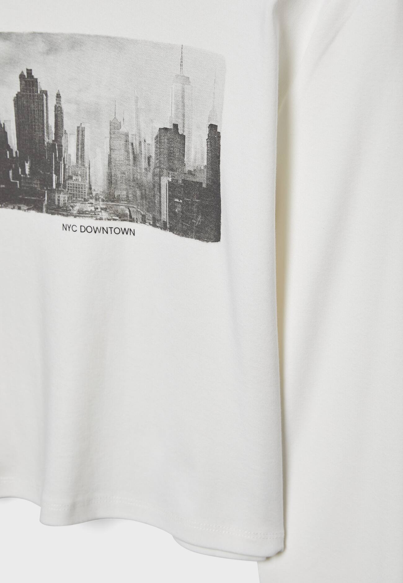 Camiseta estampada ajustada