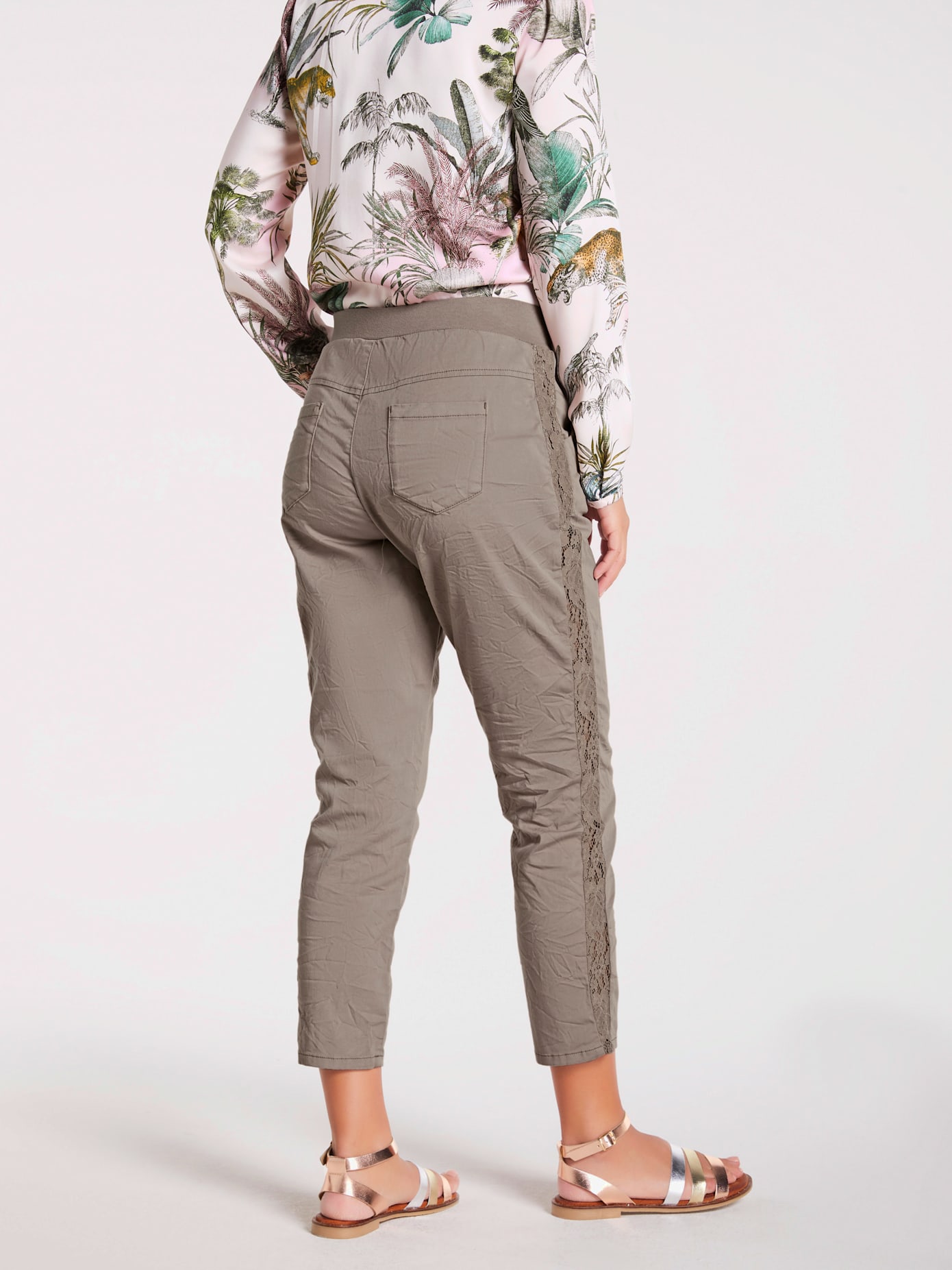 Pantalon coupe carotte