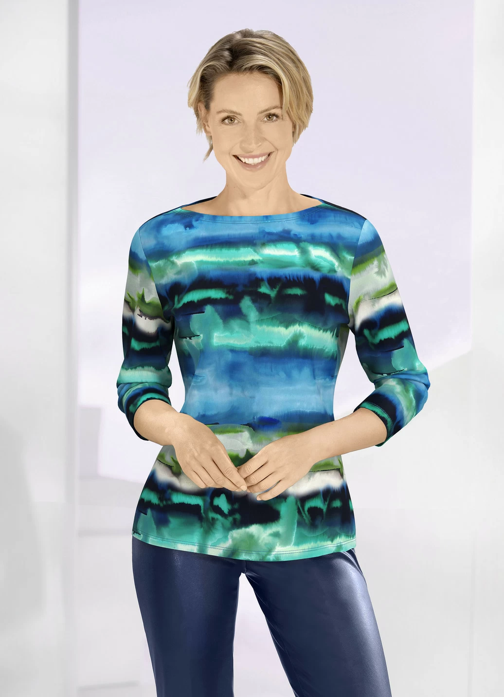 Attraktives Shirt mit Allover-Druck
