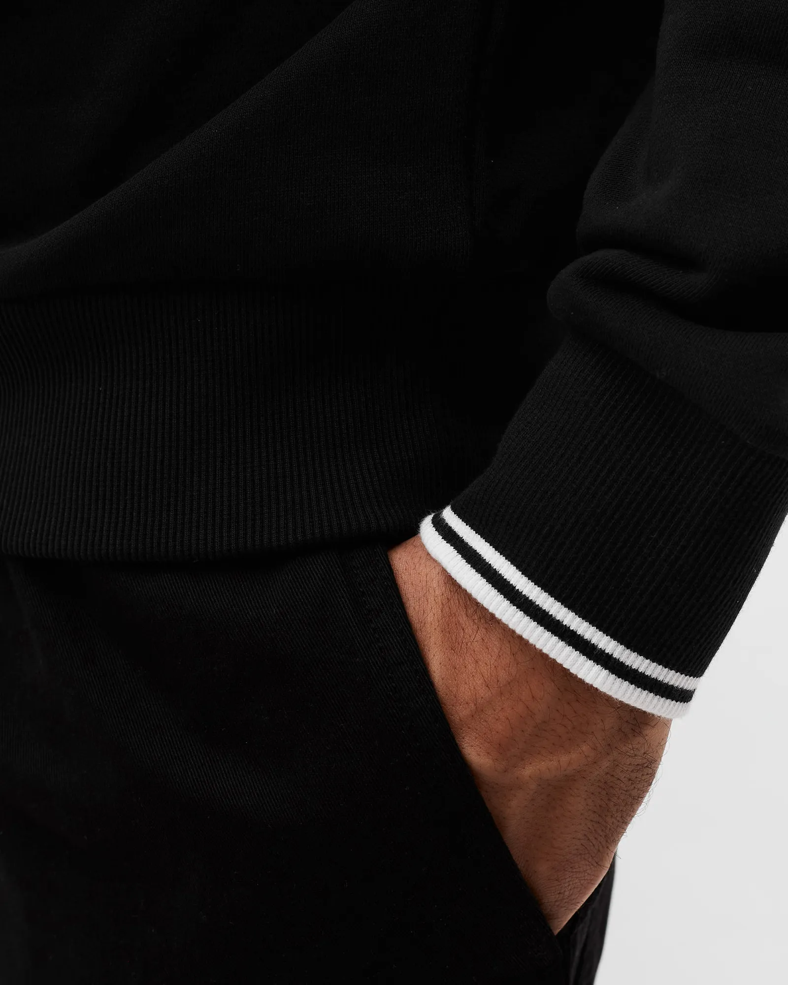 Fred Perry CREW NECK SWEATSHIRT
