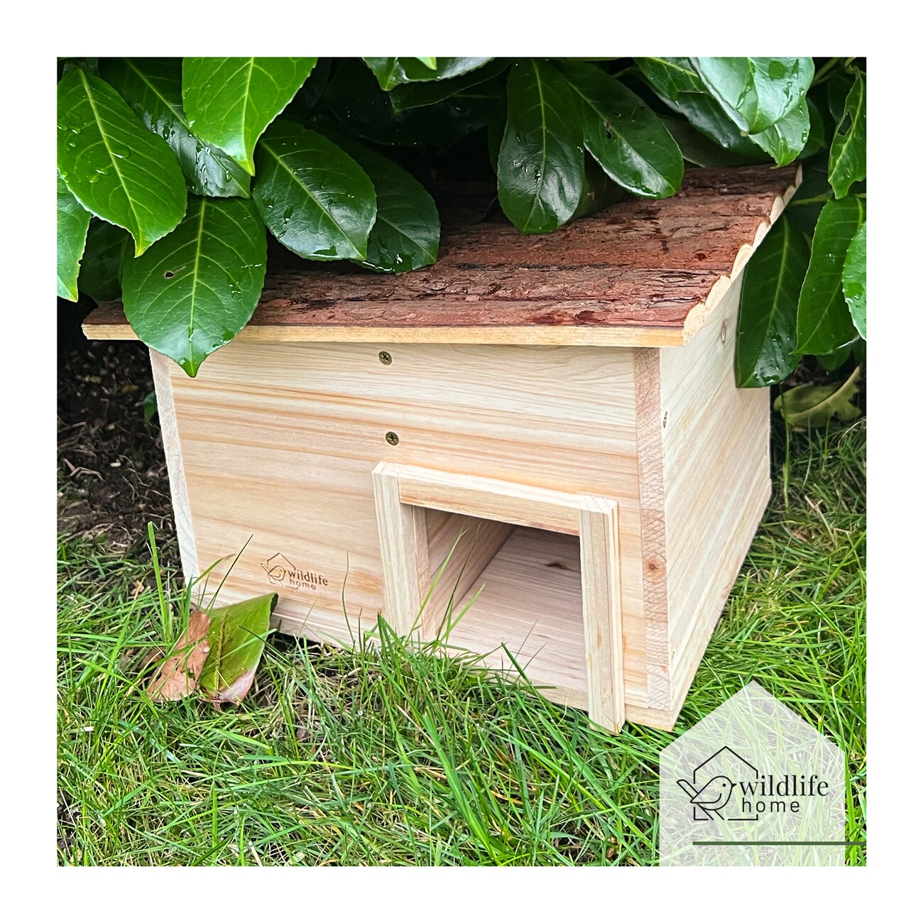 WILDLIFE HOME Igelhaus mit Rindendach