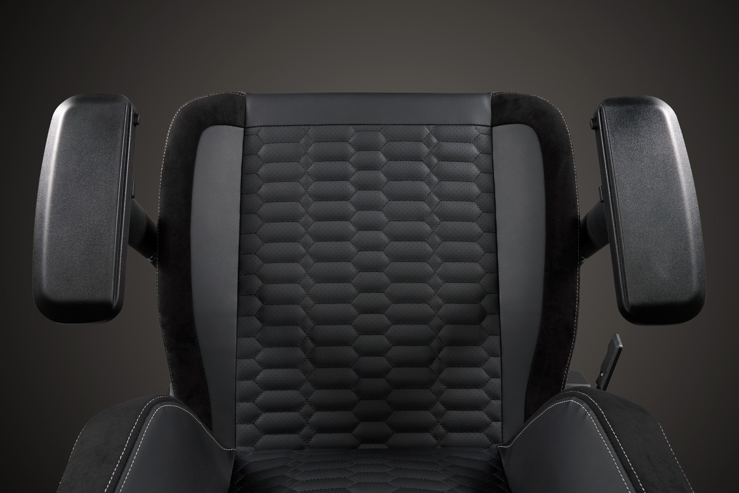 Apollon Classic / Silver Ghost Black seat + Silver logo