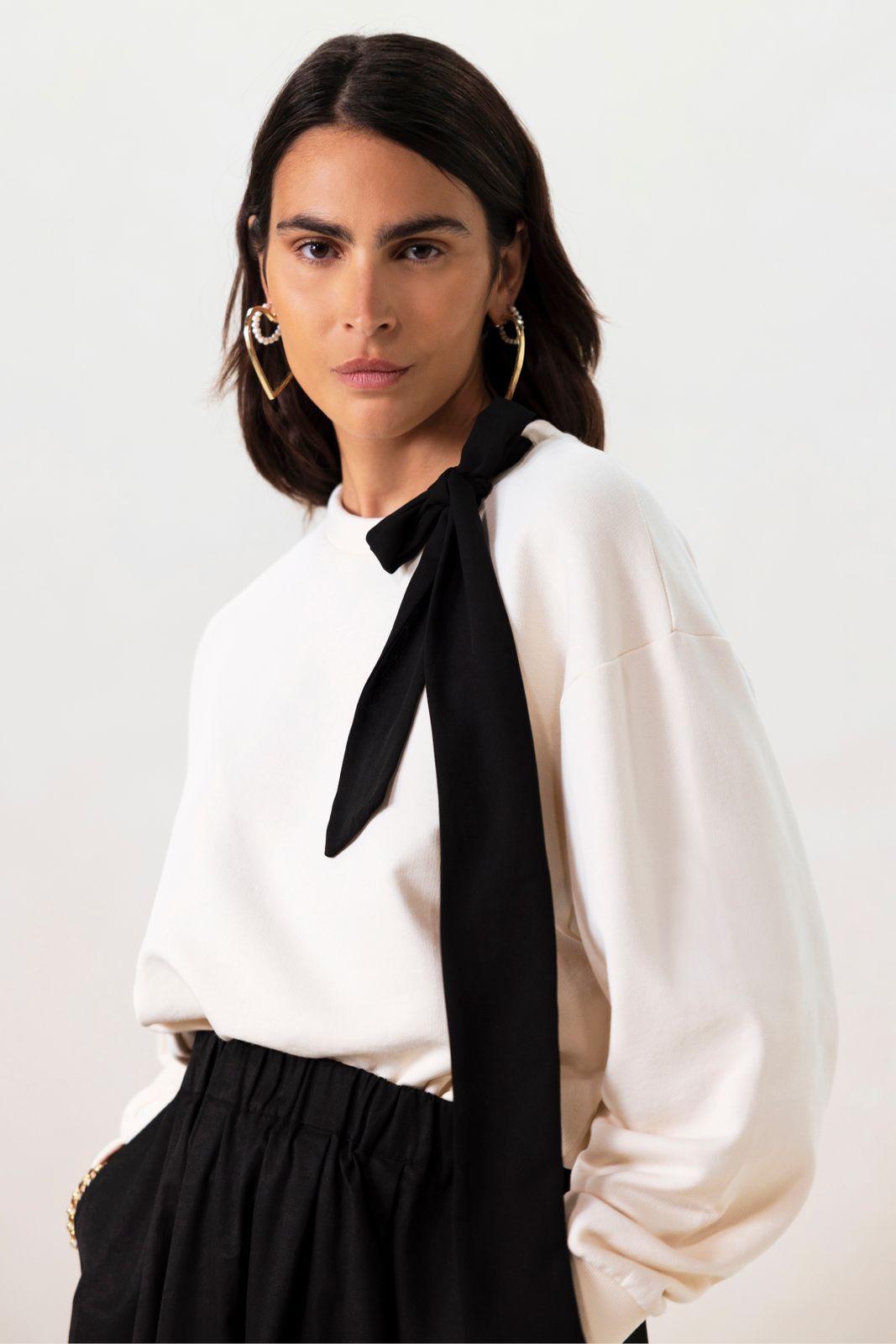Witte sweater met strik