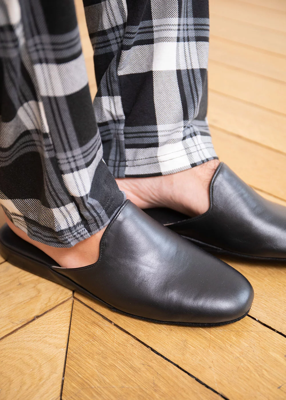PANTOUFLE MULE OUVERTE CUIR NOIR