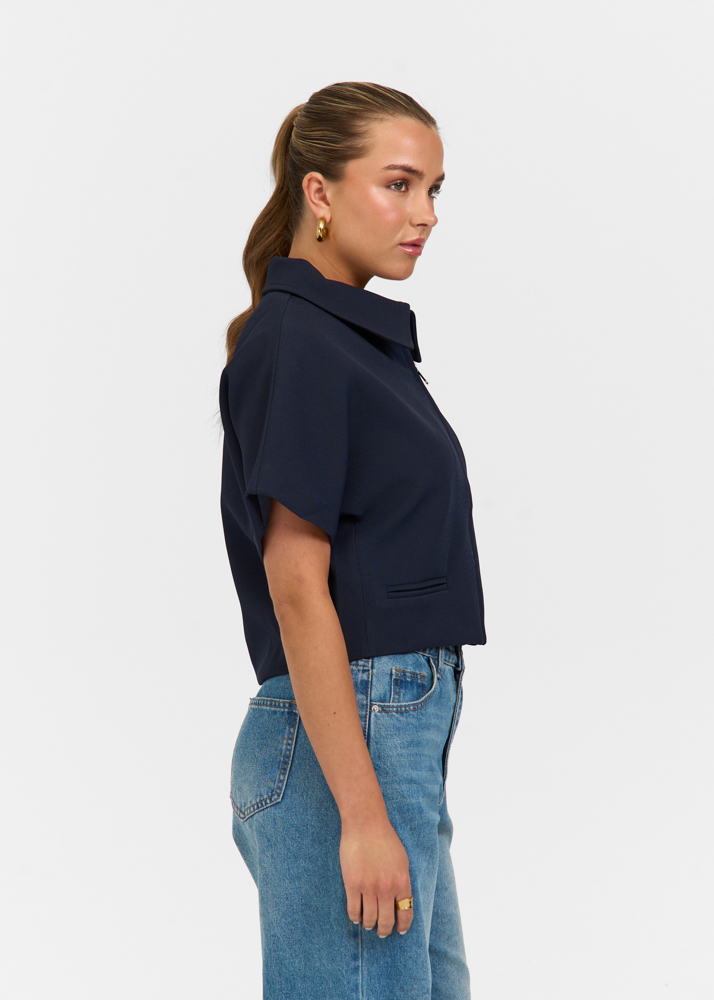 Phien top navy