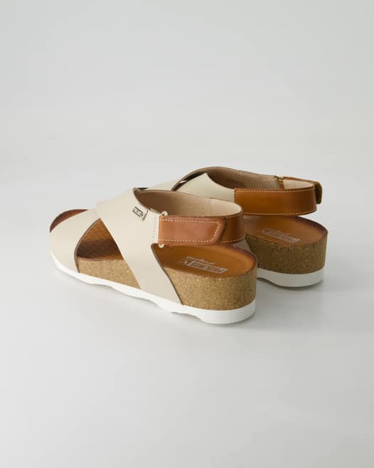 Pikolinos MAHON Sandalen in Beige