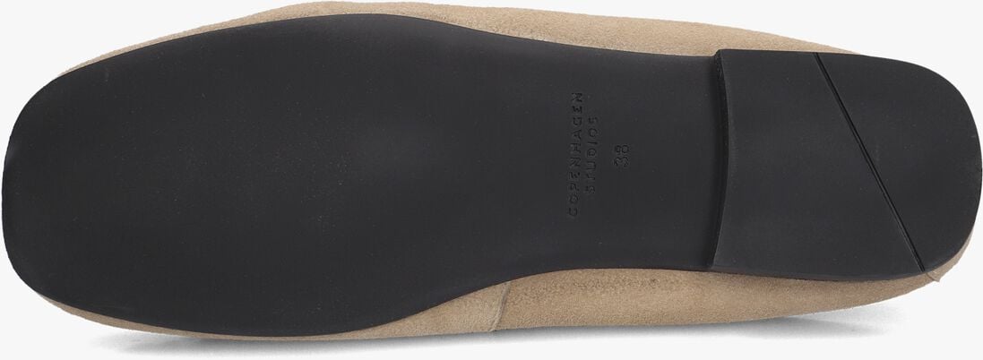 beige copenhagen studios sneakers cph885