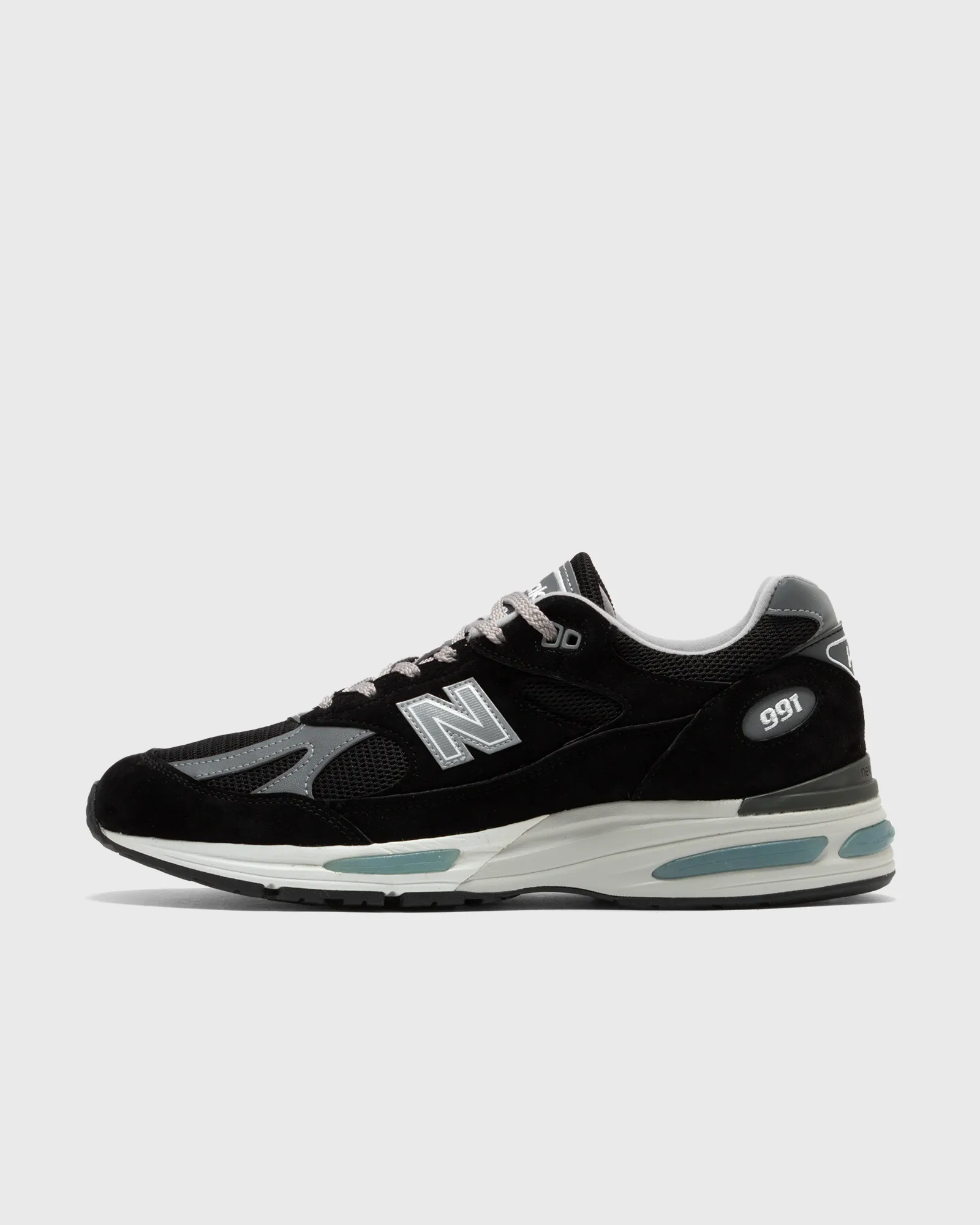 New Balance Made in UK U991v2