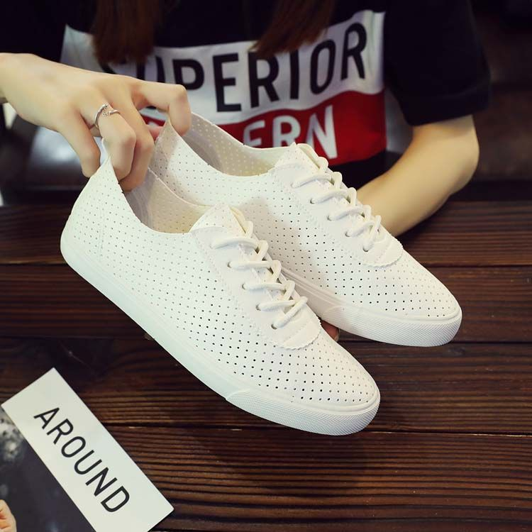 Solejoy - Sneakers met uitsparingen van imitatieleer