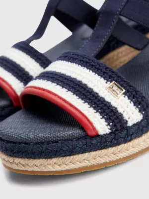 Sandálias espadrille de plataforma em crochê
