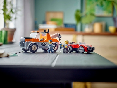 LEGO Sleepwagen en sportautoreparatie (60435)