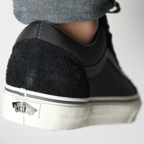Baskets Old Skool 7NTBLK1 Cordura Black