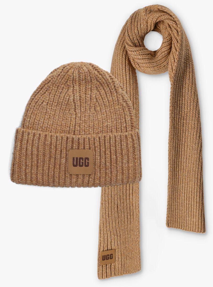 UGG camel ugg muts chunky rib knit set