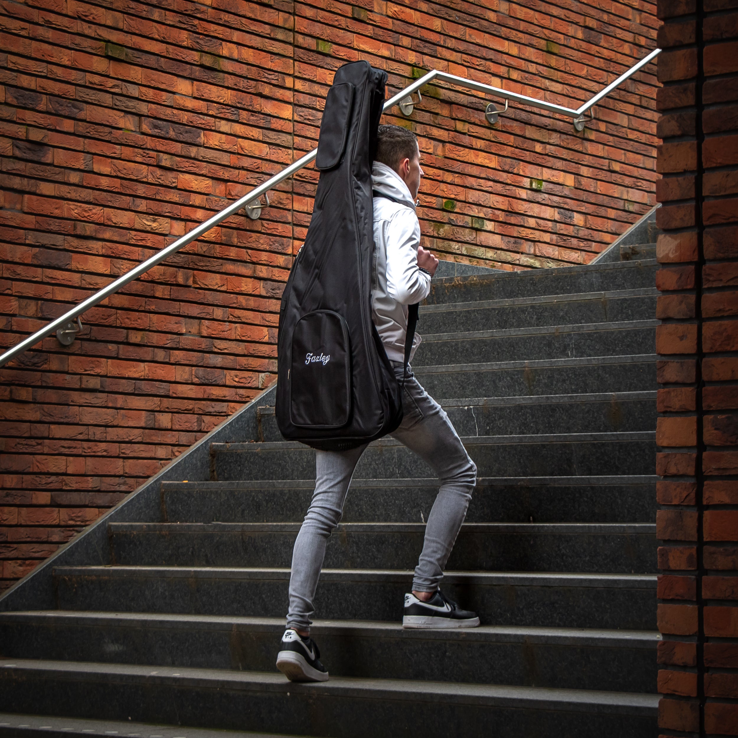 Fazley Carrier D4VB Deluxe gigbag voor elektrische gitaar 